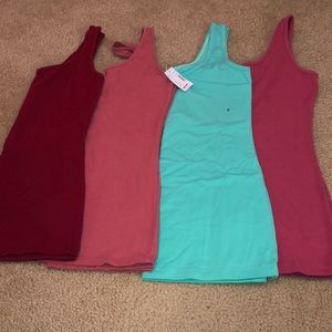 4 pack bundle 1 NWT
